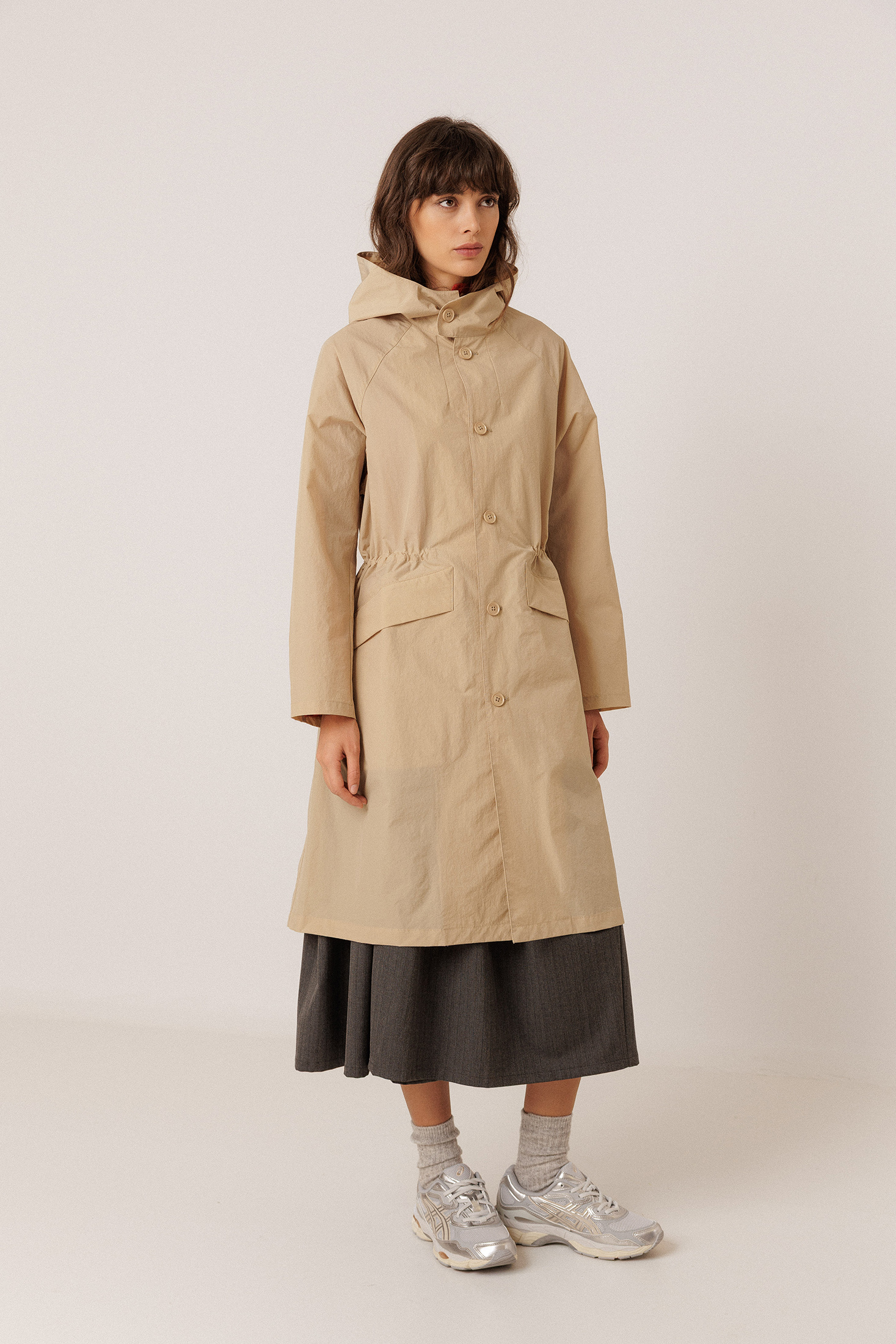 CASUAL TRENCH COAT IN TECHNICAL FABRIC